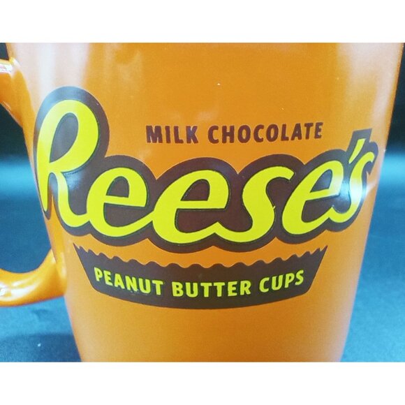Reese's Milk Chocolate Peanut Butter Cup Orange Ceramic Mug Galerie 5 Inches - Picture 6 of 15